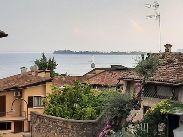 appartamento in vendita a Gardone Riviera in zona Fasano