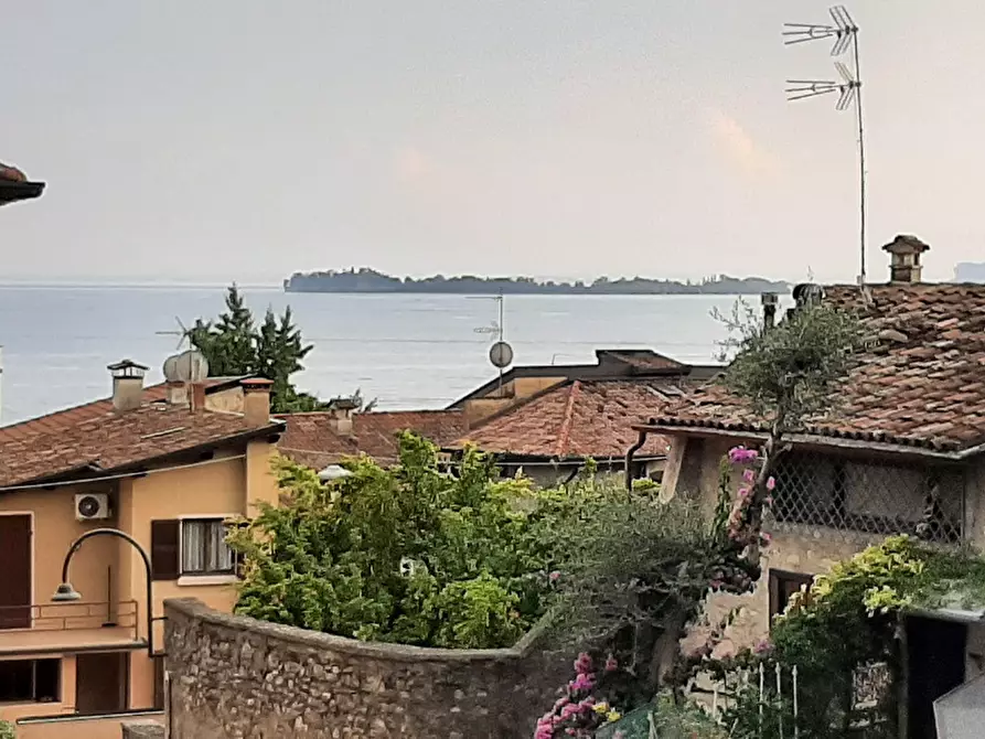 appartamento in vendita a Gardone Riviera in zona Fasano
