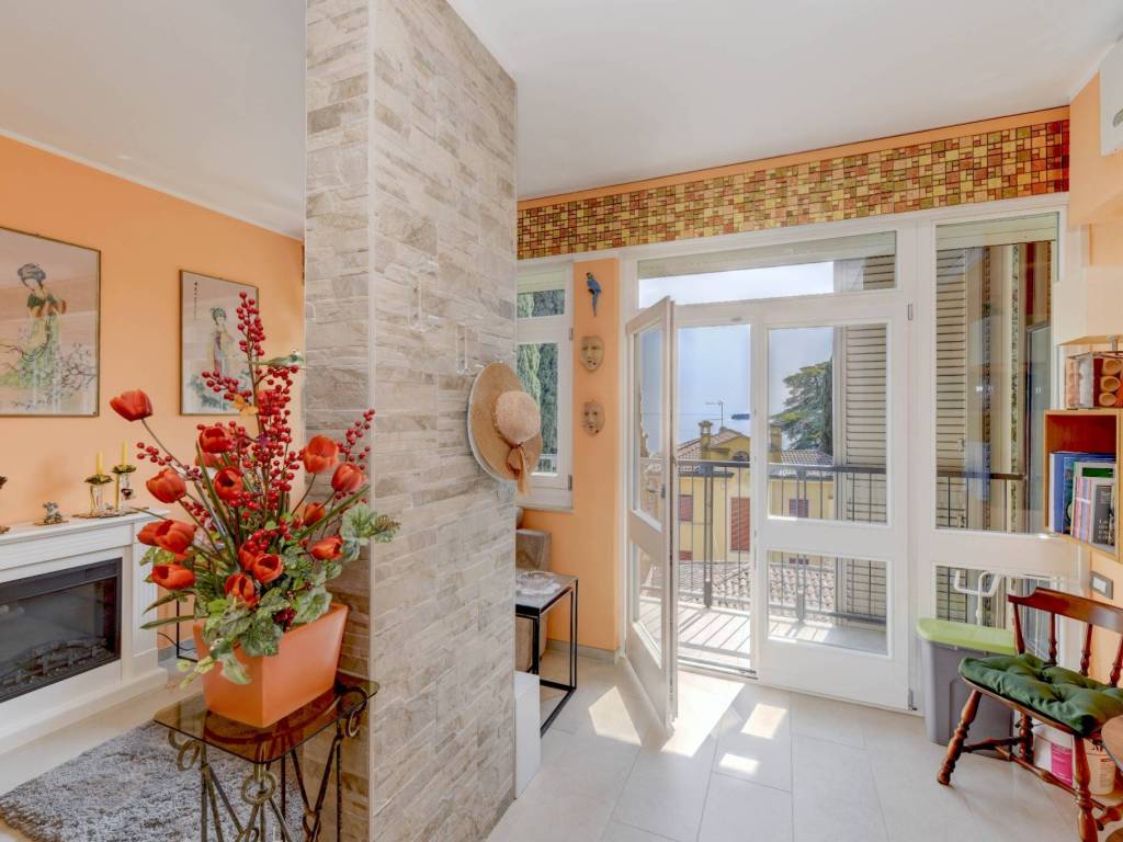 appartamento in vendita a Gardone Riviera
