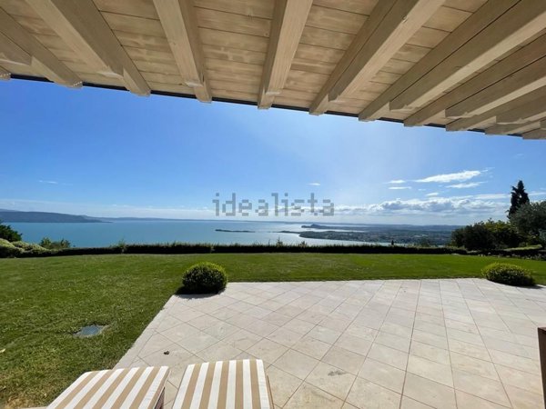 casa indipendente in vendita a Gardone Riviera