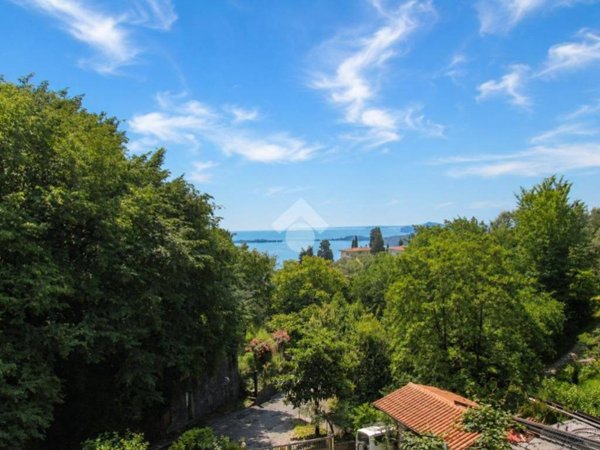 appartamento in vendita a Gardone Riviera
