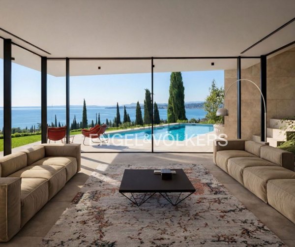 casa indipendente in vendita a Gardone Riviera in zona Fasano