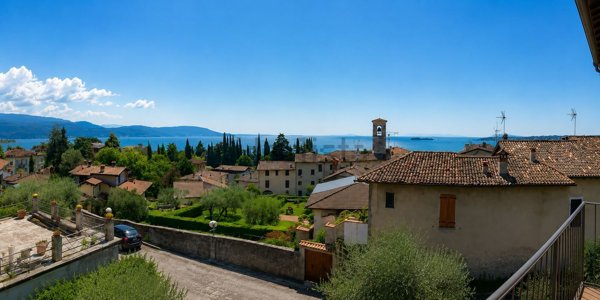 appartamento in vendita a Gardone Riviera in zona Fasano