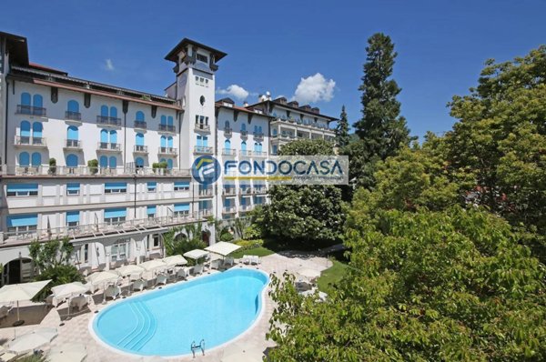 appartamento in vendita a Gardone Riviera in zona Fasano