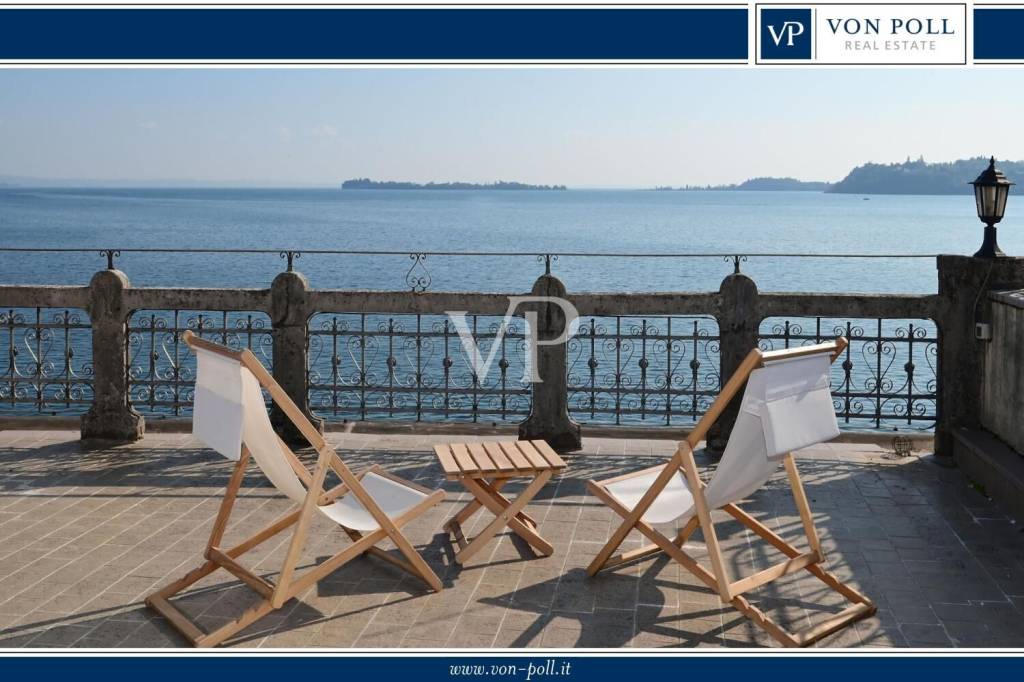casa indipendente in vendita a Gardone Riviera in zona Morgnaga
