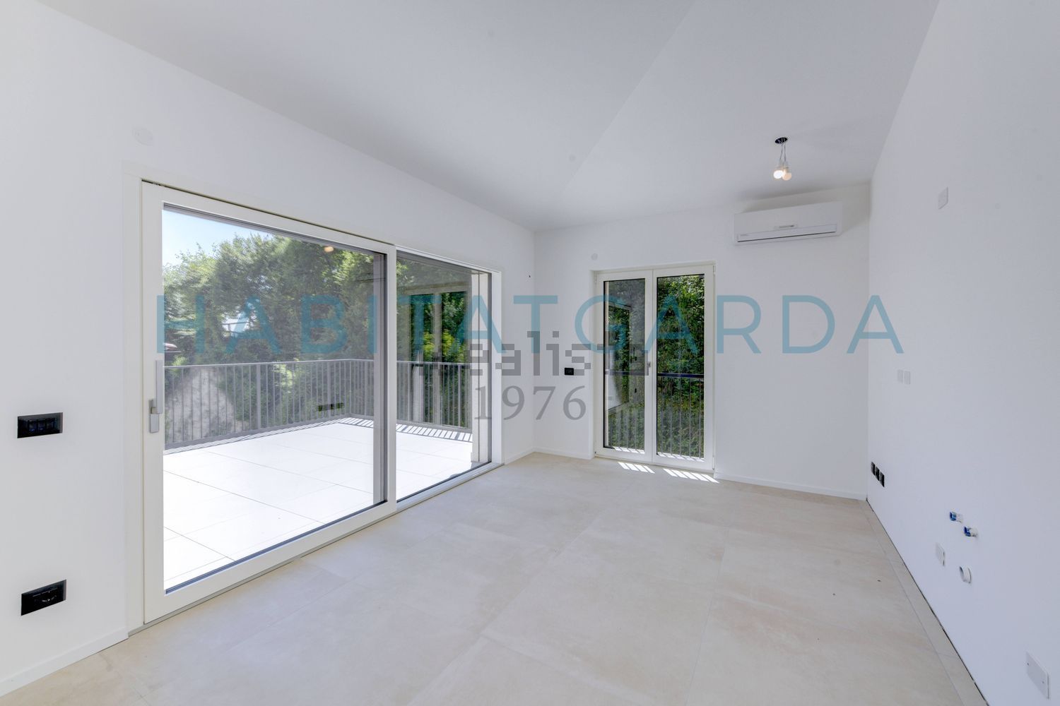 appartamento in vendita a Gardone Riviera in zona Fasano