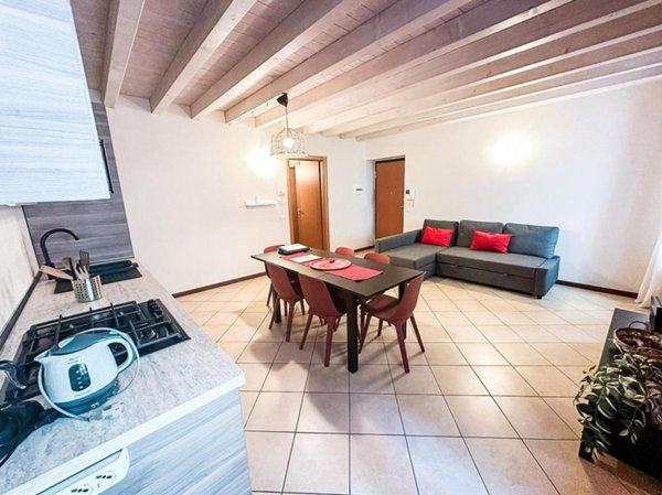appartamento in vendita a Gardone Riviera in zona Fasano
