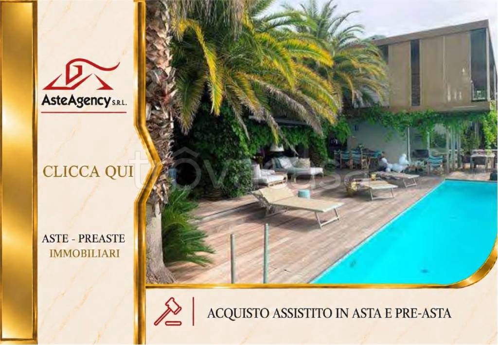 casa indipendente in vendita a Gardone Riviera in zona Fasano