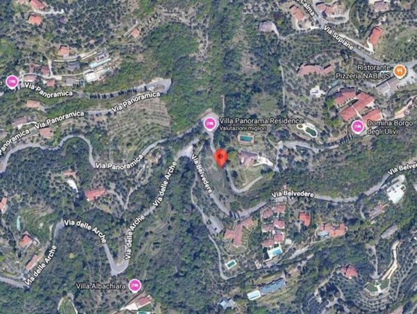 casa indipendente in vendita a Gardone Riviera in zona Fasano