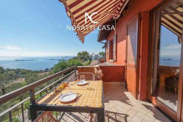 appartamento in vendita a Gardone Riviera in zona Tresnico