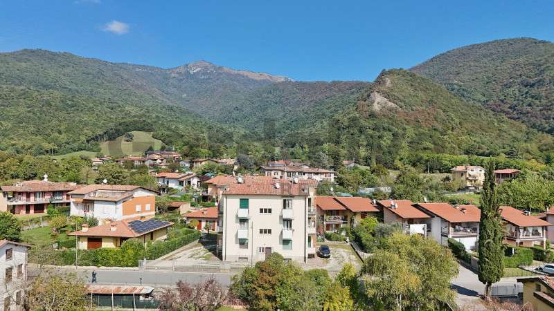 appartamento in vendita a Gardone Riviera in zona San Michele