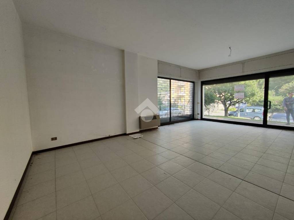 negozio in vendita a Gardone Val Trompia