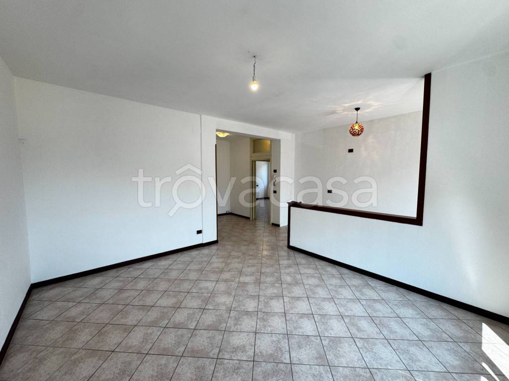 appartamento in vendita a Gardone Val Trompia in zona Inzino