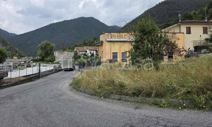 locale commerciale in vendita a Gardone Val Trompia