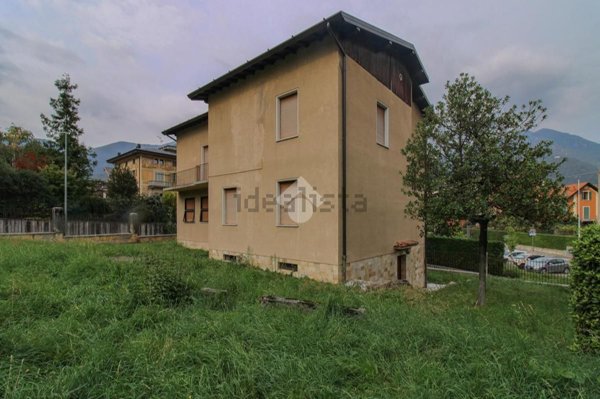 casa indipendente in vendita a Gardone Val Trompia in zona Inzino
