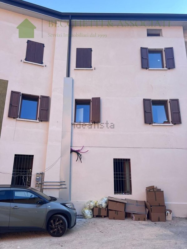 appartamento in vendita a Gardone Val Trompia in zona Inzino