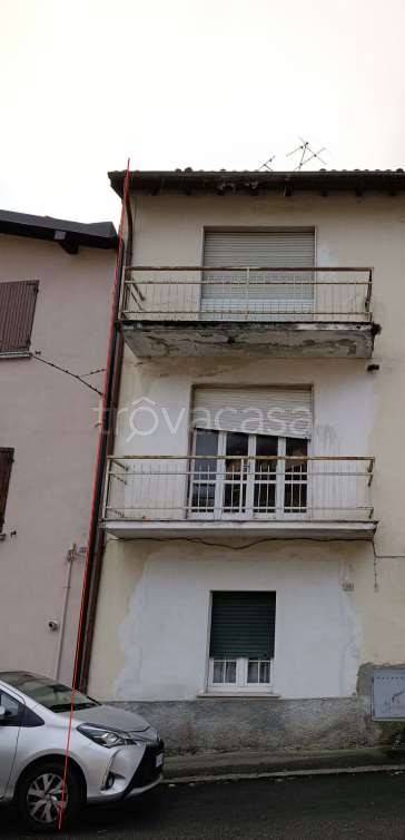 appartamento in vendita a Gardone Val Trompia in zona Inzino