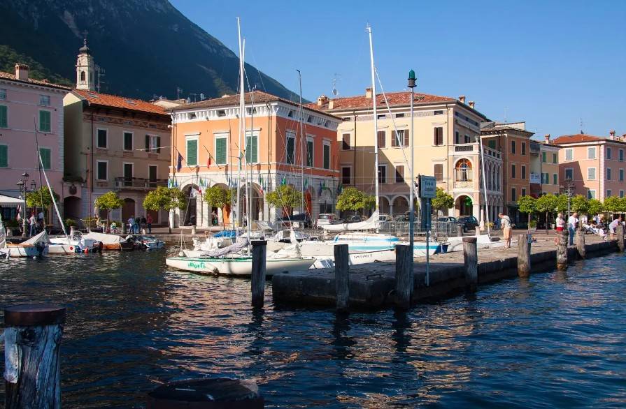 appartamento in vendita a Gargnano