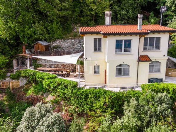 casa indipendente in vendita a Gargnano in zona Muslone