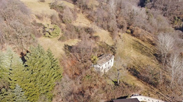 appartamento in vendita a Gargnano in zona Navazzo