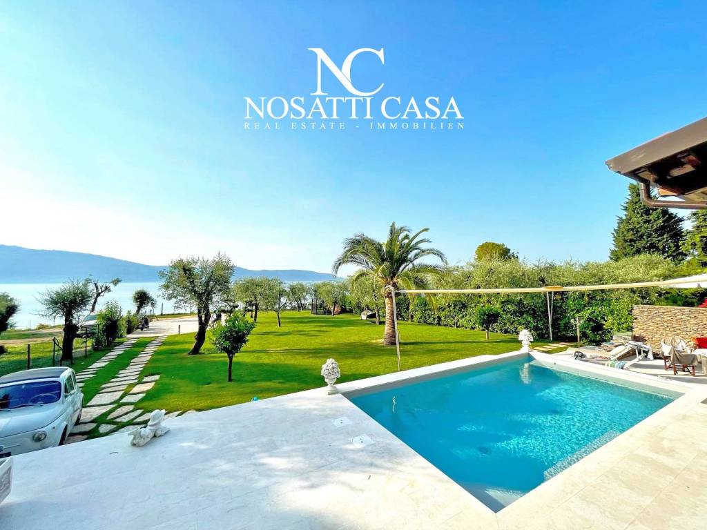 casa indipendente in vendita a Gargnano in zona Bogliaco