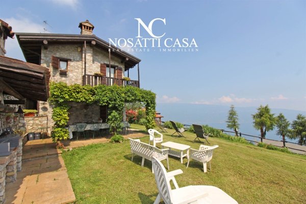 casa indipendente in vendita a Gargnano in zona Villa