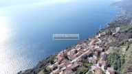 casa indipendente in vendita a Gargnano