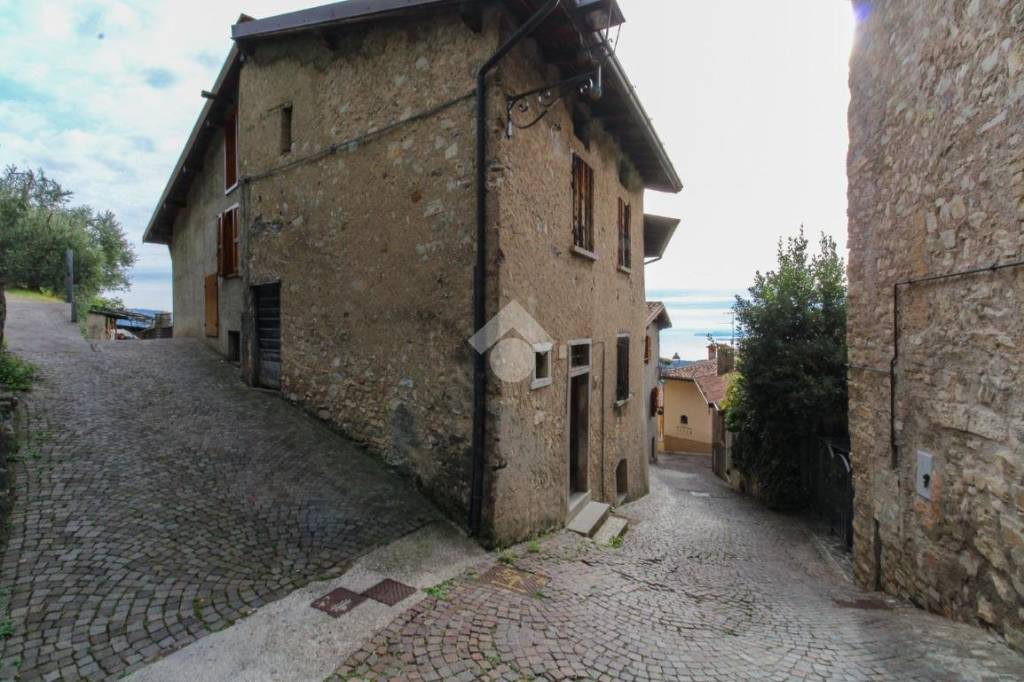 casa indipendente in vendita a Gargnano in zona Musaga