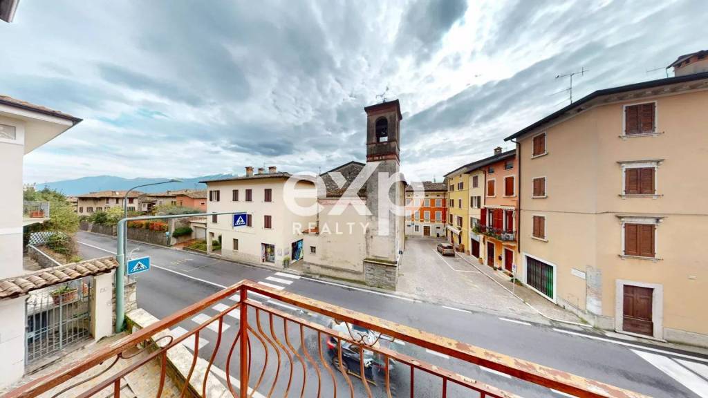 appartamento in vendita a Gargnano