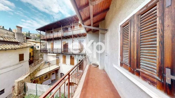 appartamento in vendita a Gargnano