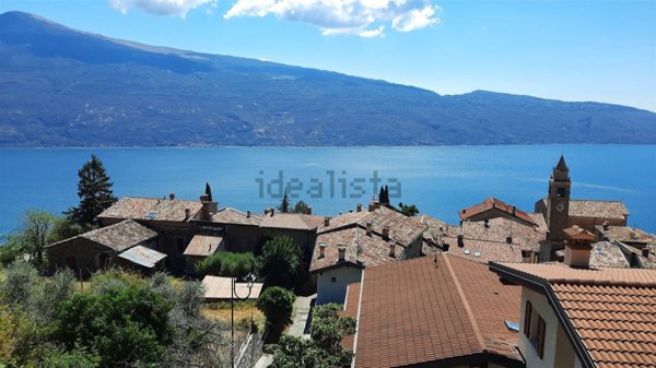 appartamento in vendita a Gargnano