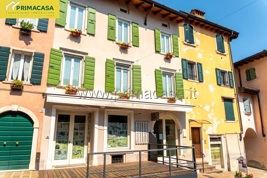 appartamento in vendita a Gargnano