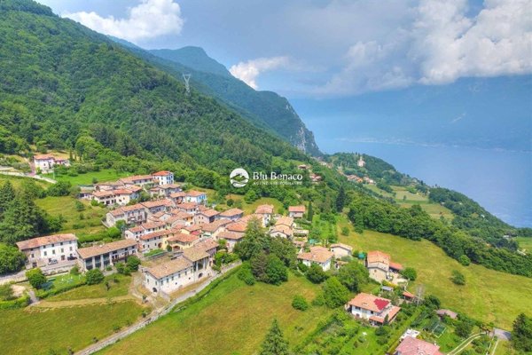 appartamento in vendita a Gargnano in zona Liano