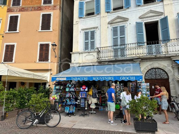 negozio in vendita a Gargnano