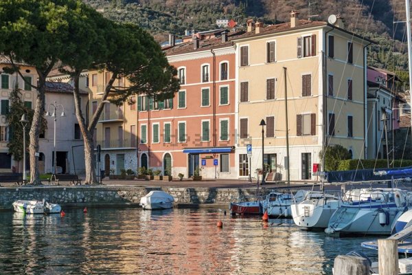 appartamento in vendita a Gargnano