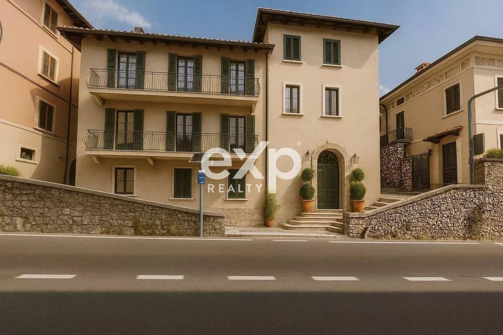 casa indipendente in vendita a Gargnano in zona Bogliaco