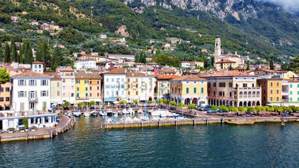 appartamento in vendita a Gargnano