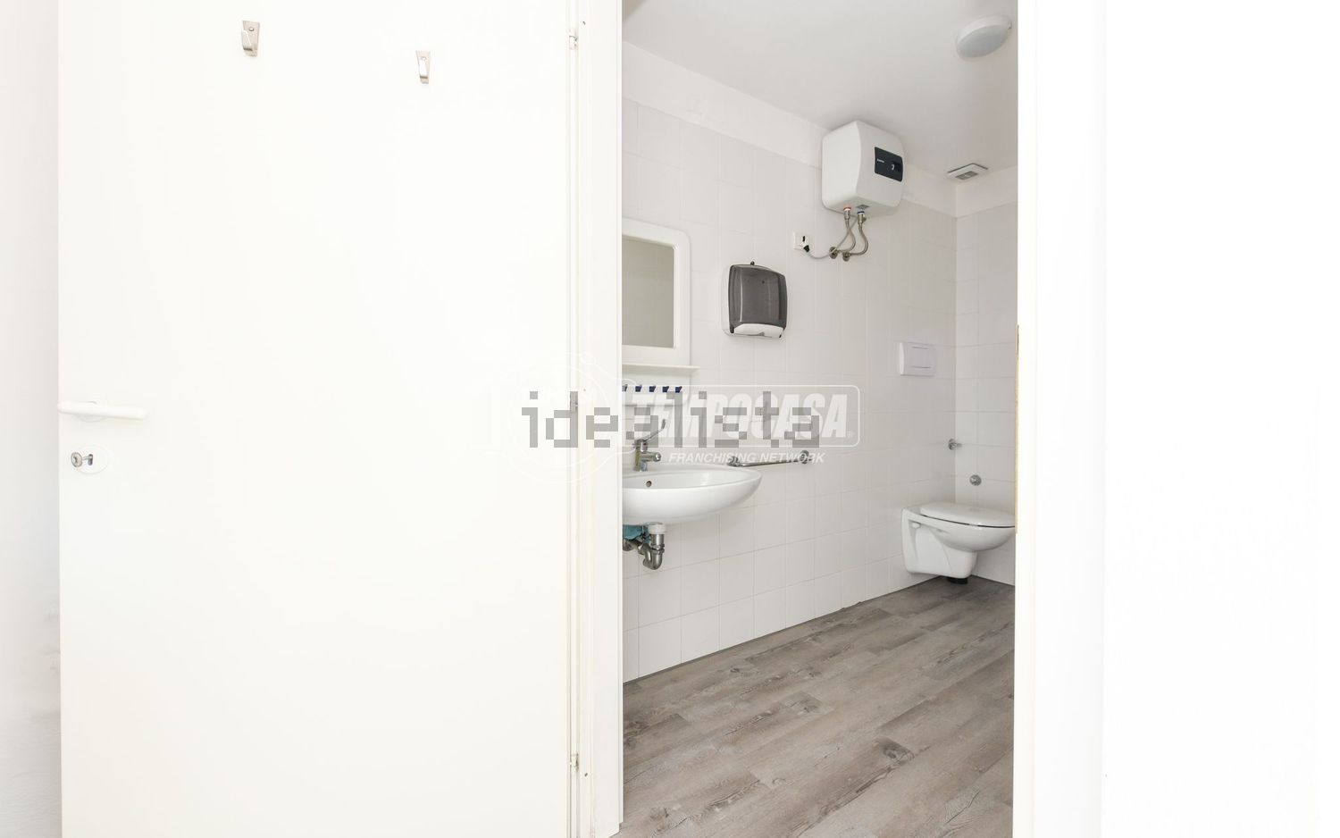 ufficio in vendita a Gargnano