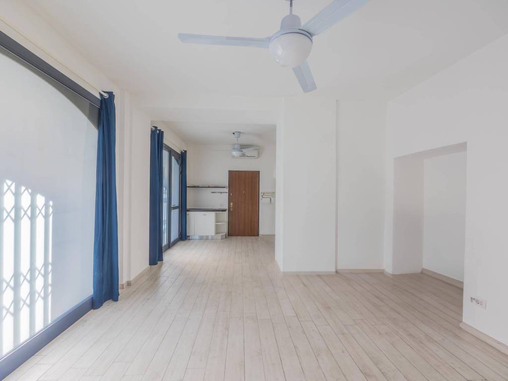 appartamento in vendita a Gargnano in zona Costa