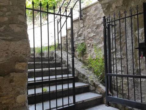 casa indipendente in vendita a Gargnano in zona Muslone