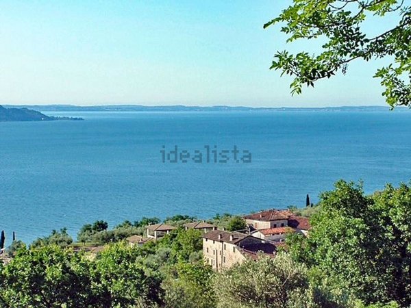 quadrivano in vendita a Gargnano