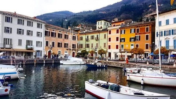 appartamento in vendita a Gargnano