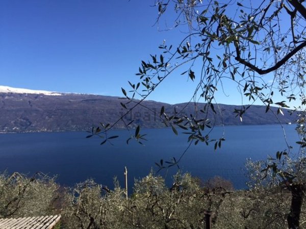 appartamento in vendita a Gargnano