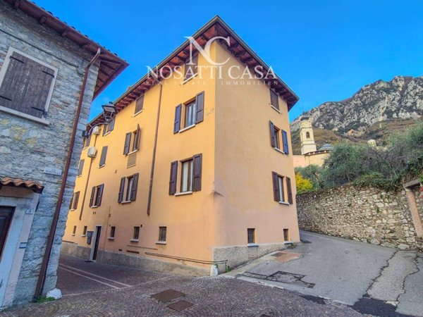 appartamento in vendita a Gargnano