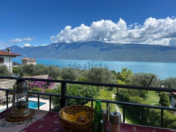 quadrivano in vendita a Gargnano in zona Fornico