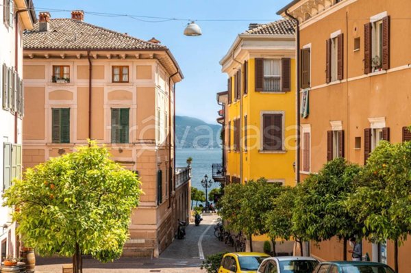 appartamento in vendita a Gargnano