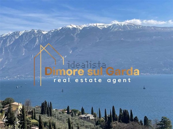 casa indipendente in vendita a Gargnano in zona Villa