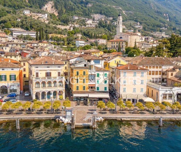 appartamento in vendita a Gargnano