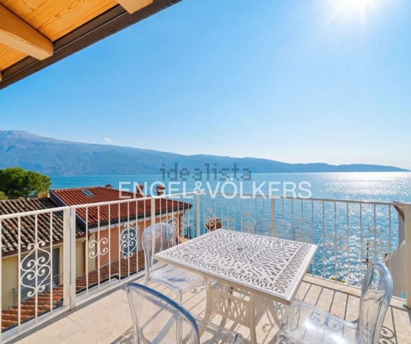 appartamento in vendita a Gargnano