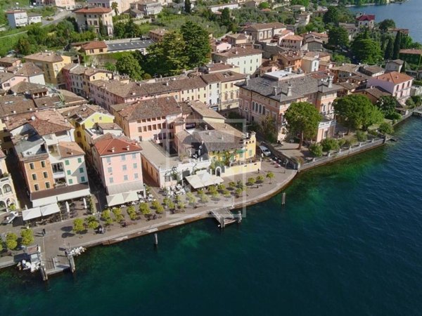 appartamento in vendita a Gargnano